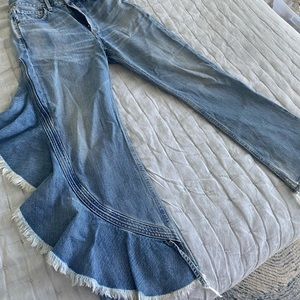 Citizens of Humanity Estella Side Ruffle Jeans
